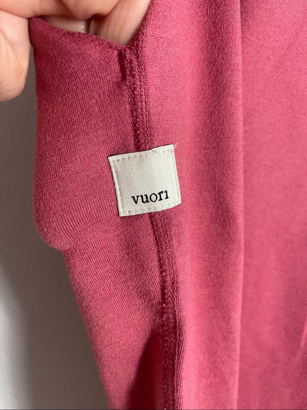 Vuori Women's Pink Joggers Size XS - Picture 7 of 8